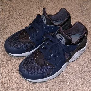 Nike Navy Blue & Grey Huarache